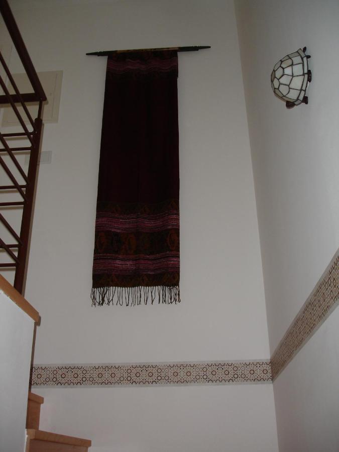 Apartamento Beco Do Sapato Lisbona Esterno foto